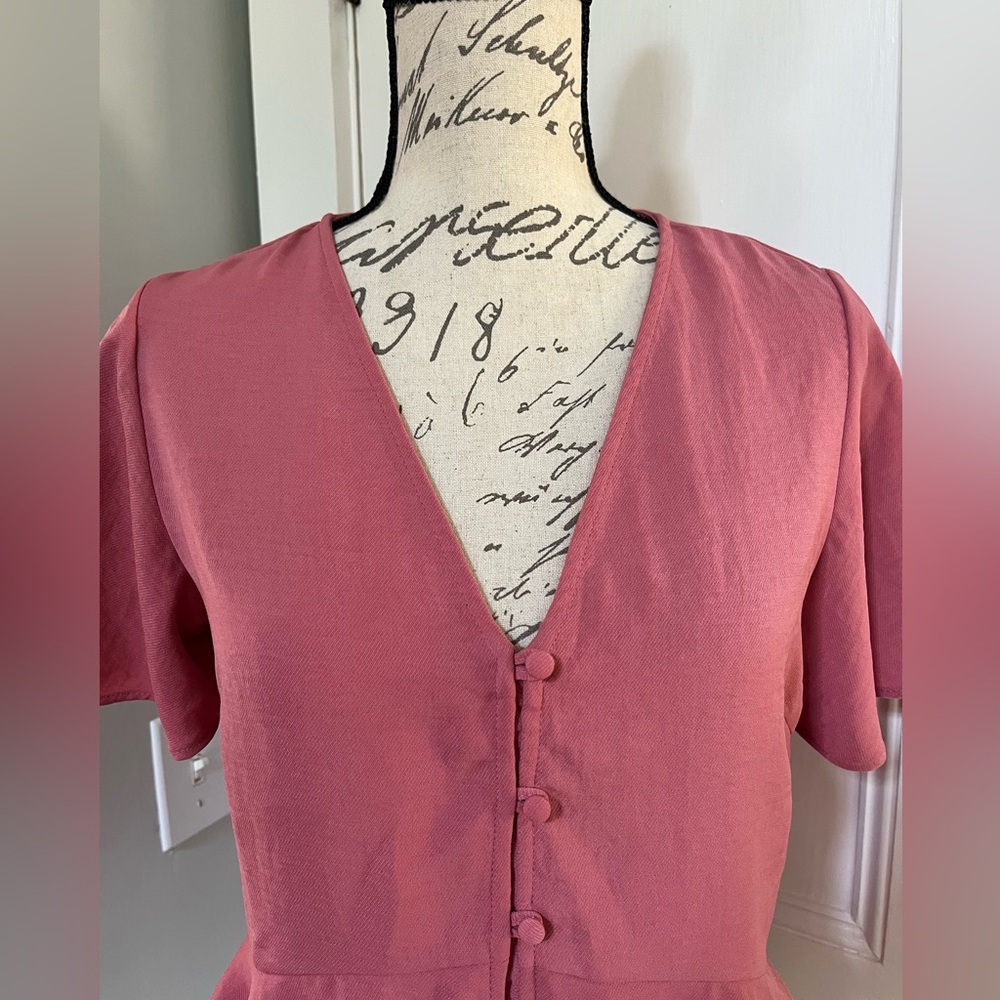 Timeless Topshop Short Sleeve, Mauve Colored Blouse. Size: 4. - Picture 4 of 11